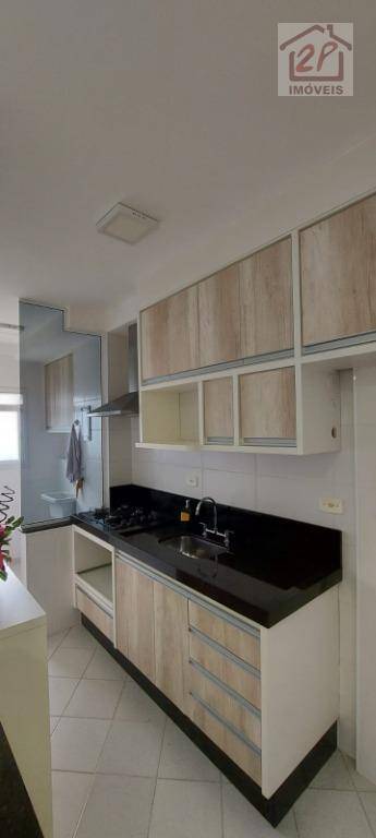 Apartamento à venda com 3 quartos, 68m² - Foto 3