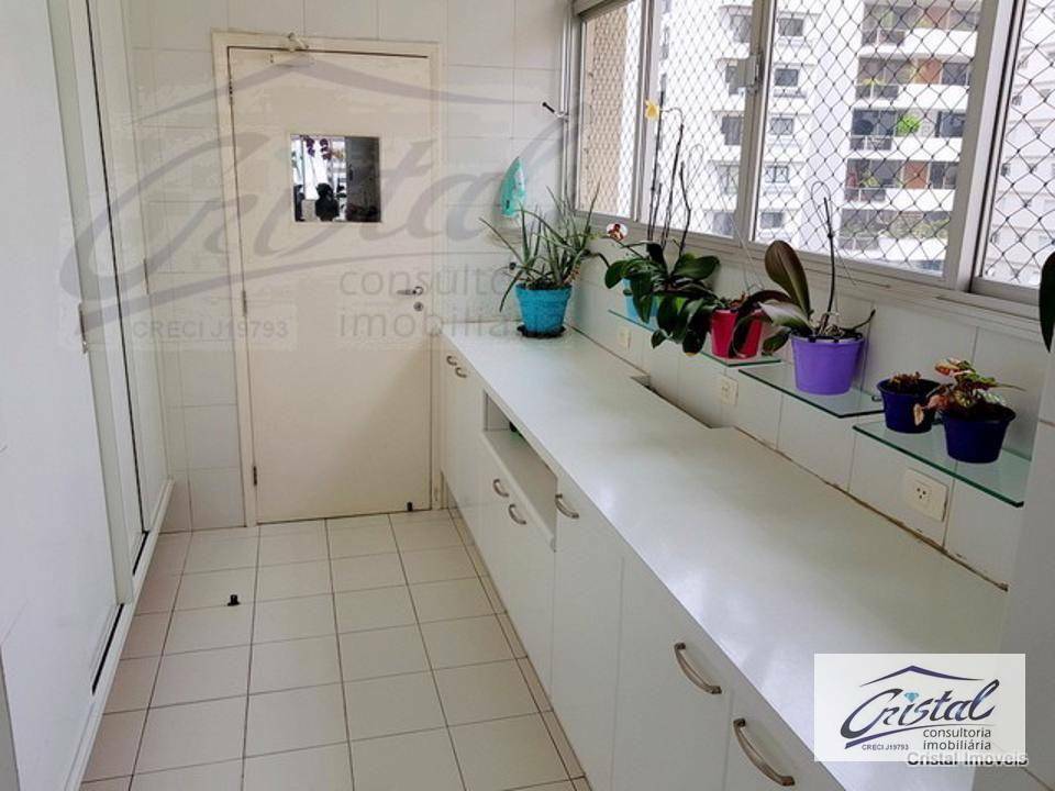 Apartamento à venda com 3 quartos, 245m² - Foto 33