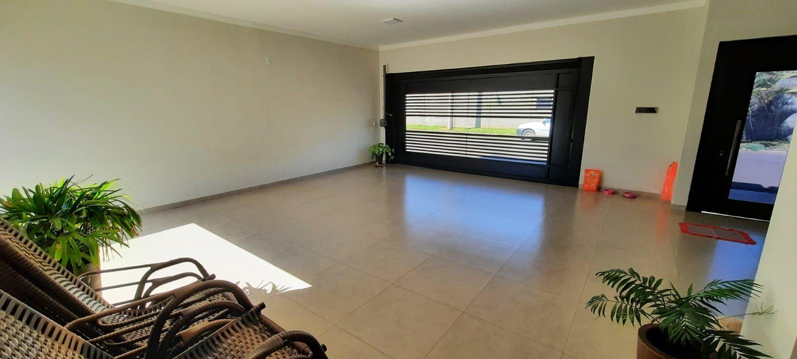 Casa à venda com 2 quartos, 180m² - Foto 5