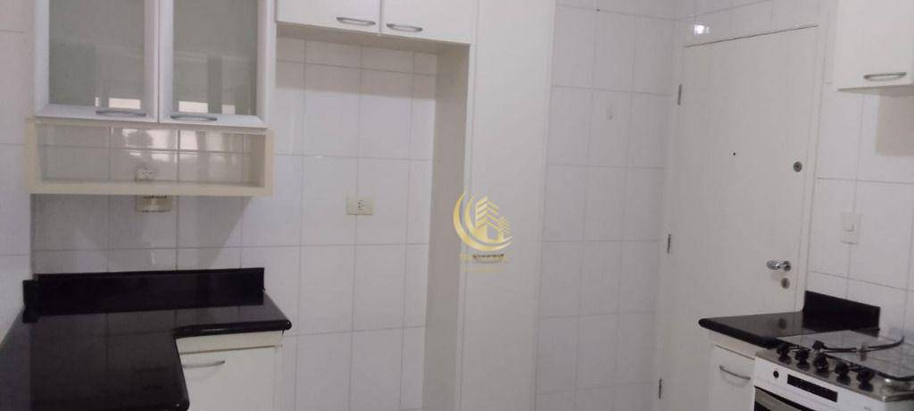 Apartamento à venda com 3 quartos, 156m² - Foto 5