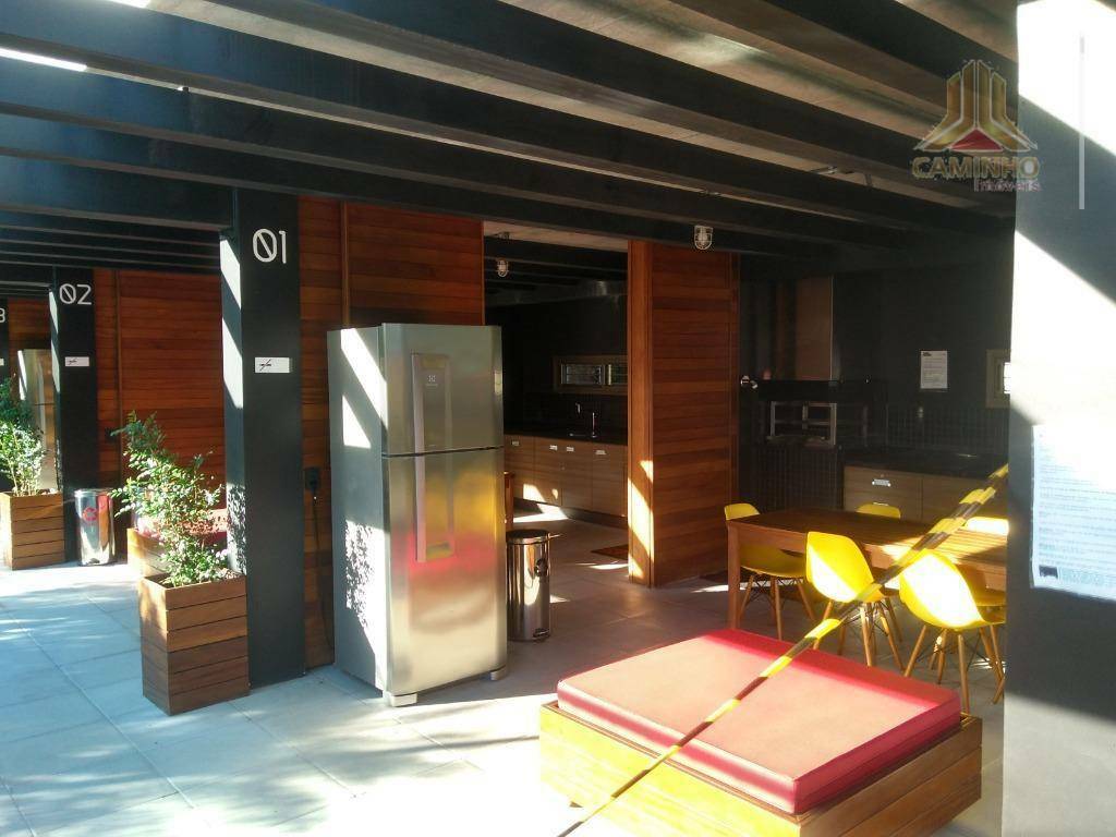 Apartamento à venda com 2 quartos, 70m² - Foto 47