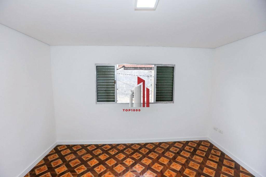 Sobrado à venda com 3 quartos, 200m² - Foto 7