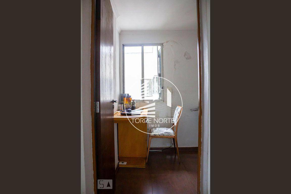 Apartamento à venda com 4 quartos, 142m² - Foto 19