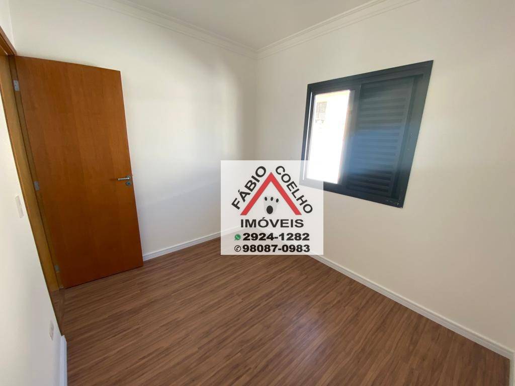 Sobrado à venda com 3 quartos, 100m² - Foto 12