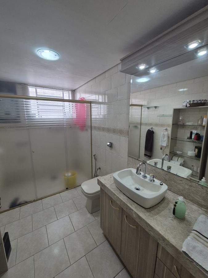 Apartamento à venda com 3 quartos, 172m² - Foto 11