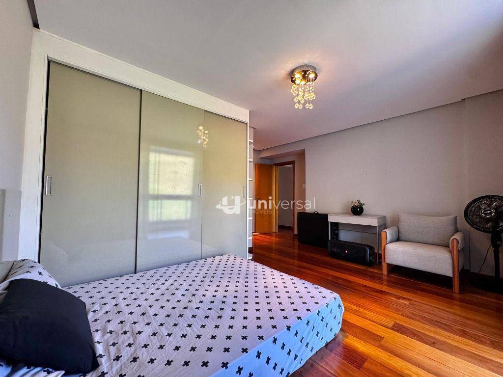 Apartamento à venda com 4 quartos, 208m² - Foto 10
