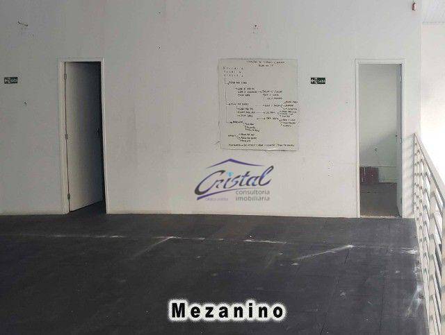 Prédio Inteiro para alugar, 350m² - Foto 2