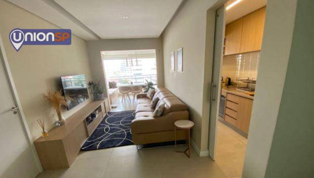 Apartamento à venda com 2 quartos, 75m² - Foto 1