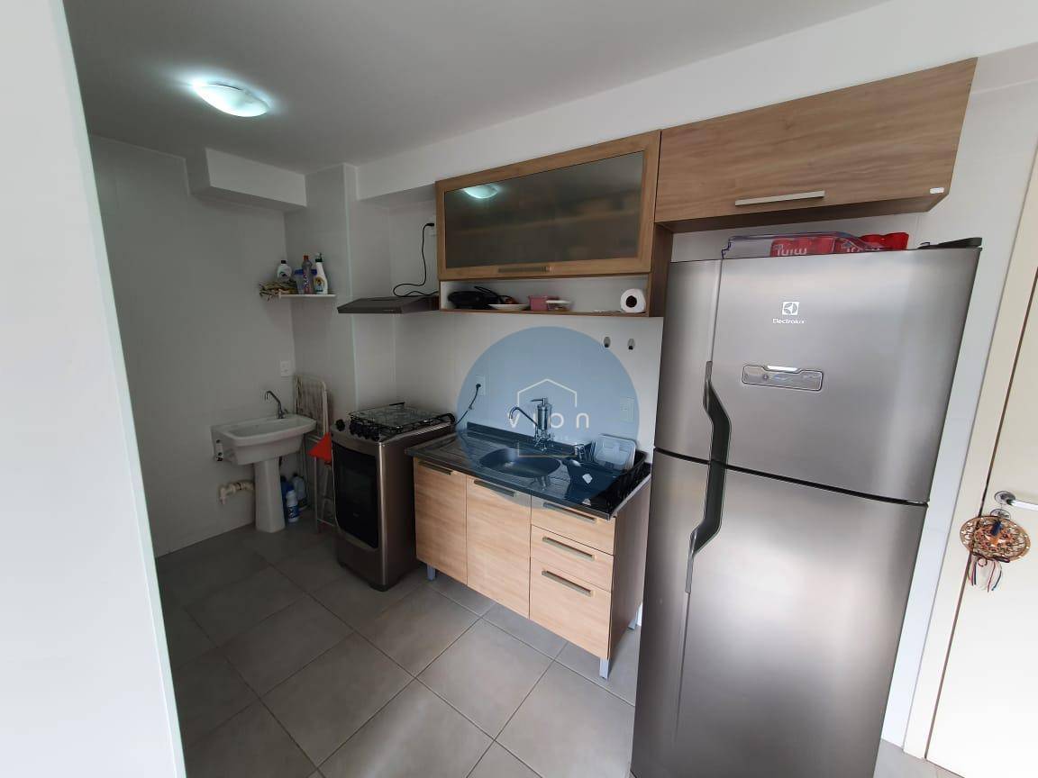 Apartamento à venda com 2 quartos, 35m² - Foto 4