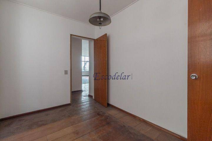 Apartamento à venda com 3 quartos, 246m² - Foto 15