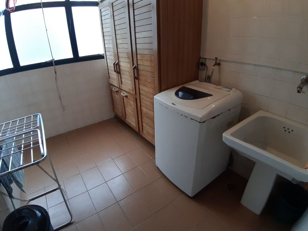 Apartamento à venda com 3 quartos, 215m² - Foto 11