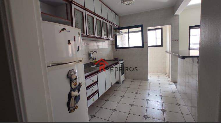 Apartamento à venda com 2 quartos, 78m² - Foto 7