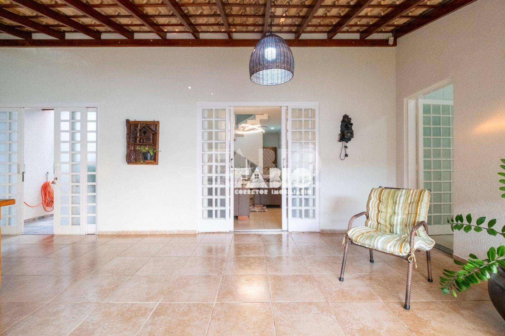 Casa à venda com 4 quartos, 220m² - Foto 35