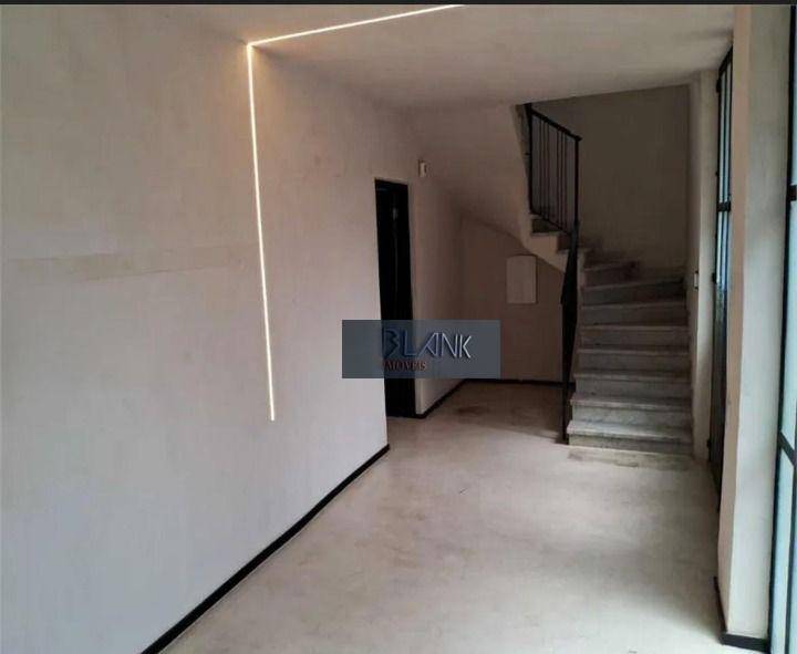 Casa para alugar com 2 quartos, 240m² - Foto 27