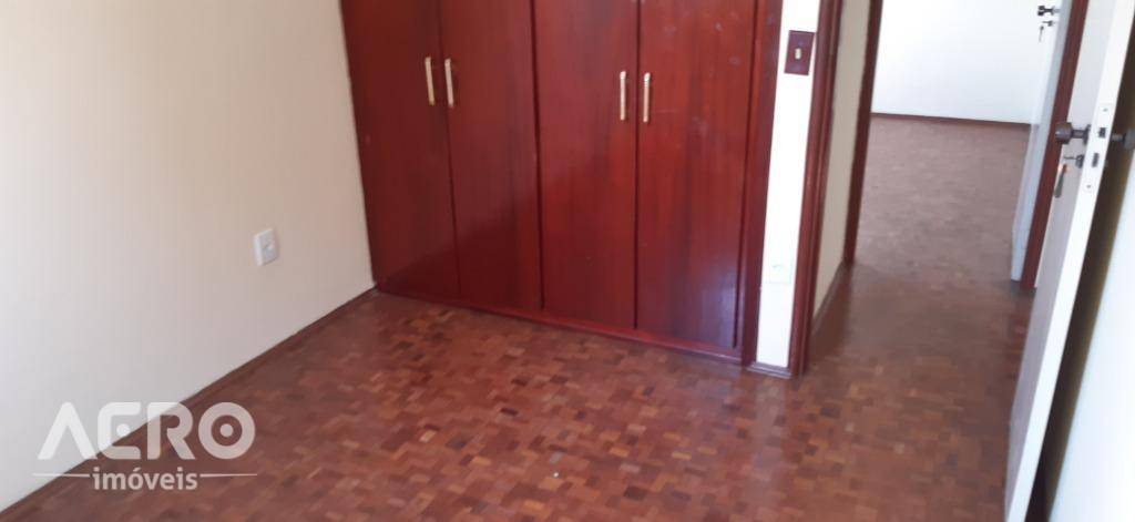 Apartamento à venda com 3 quartos, 74m² - Foto 15