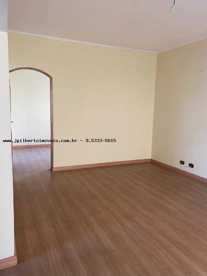 Casa à venda com 6 quartos, 300m² - Foto 25