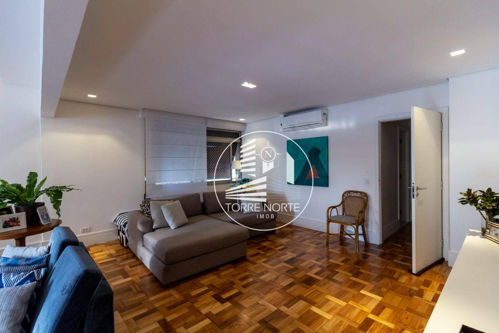 Apartamento à venda com 2 quartos, 240m² - Foto 3