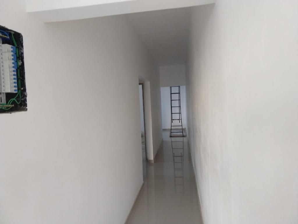 Casa à venda com 2 quartos, 118m² - Foto 4