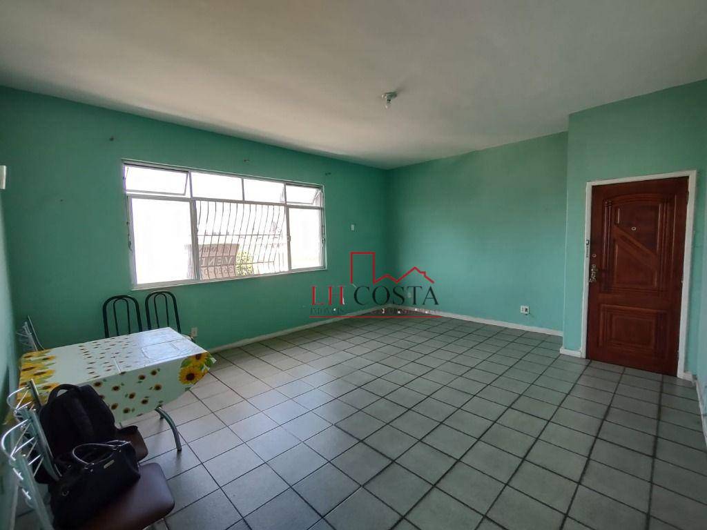 Apartamento à venda com 2 quartos, 90m² - Foto 4