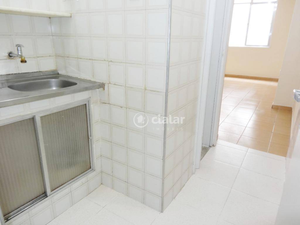 Apartamento à venda com 1 quarto, 27m² - Foto 4