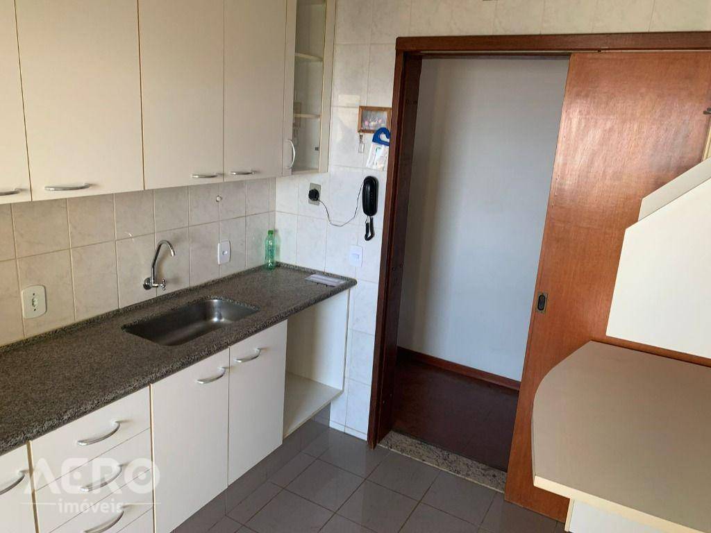 Apartamento à venda com 3 quartos, 90m² - Foto 14