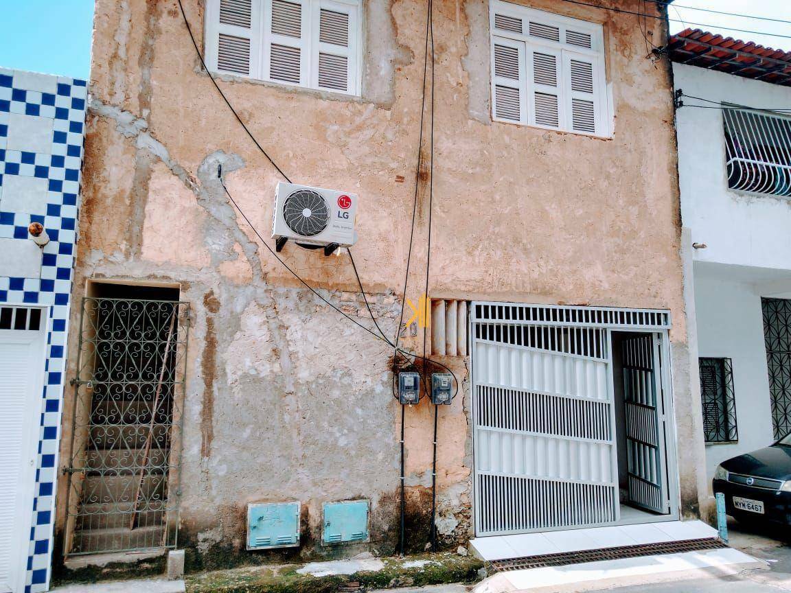 Casa, 4 quartos, 215 m² - Foto 1