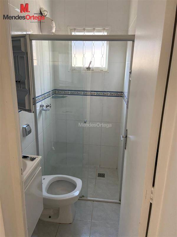 Casa de Condomínio para alugar com 3 quartos, 124m² - Foto 8