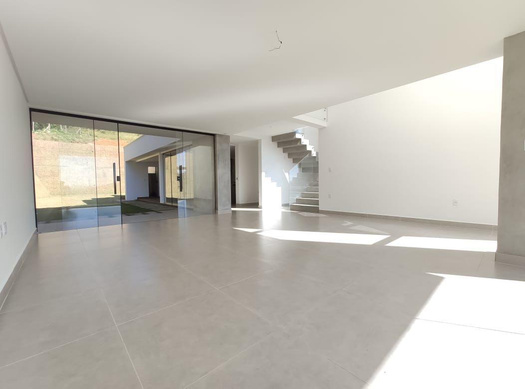 Casa à venda com 3 quartos, 400m² - Foto 17