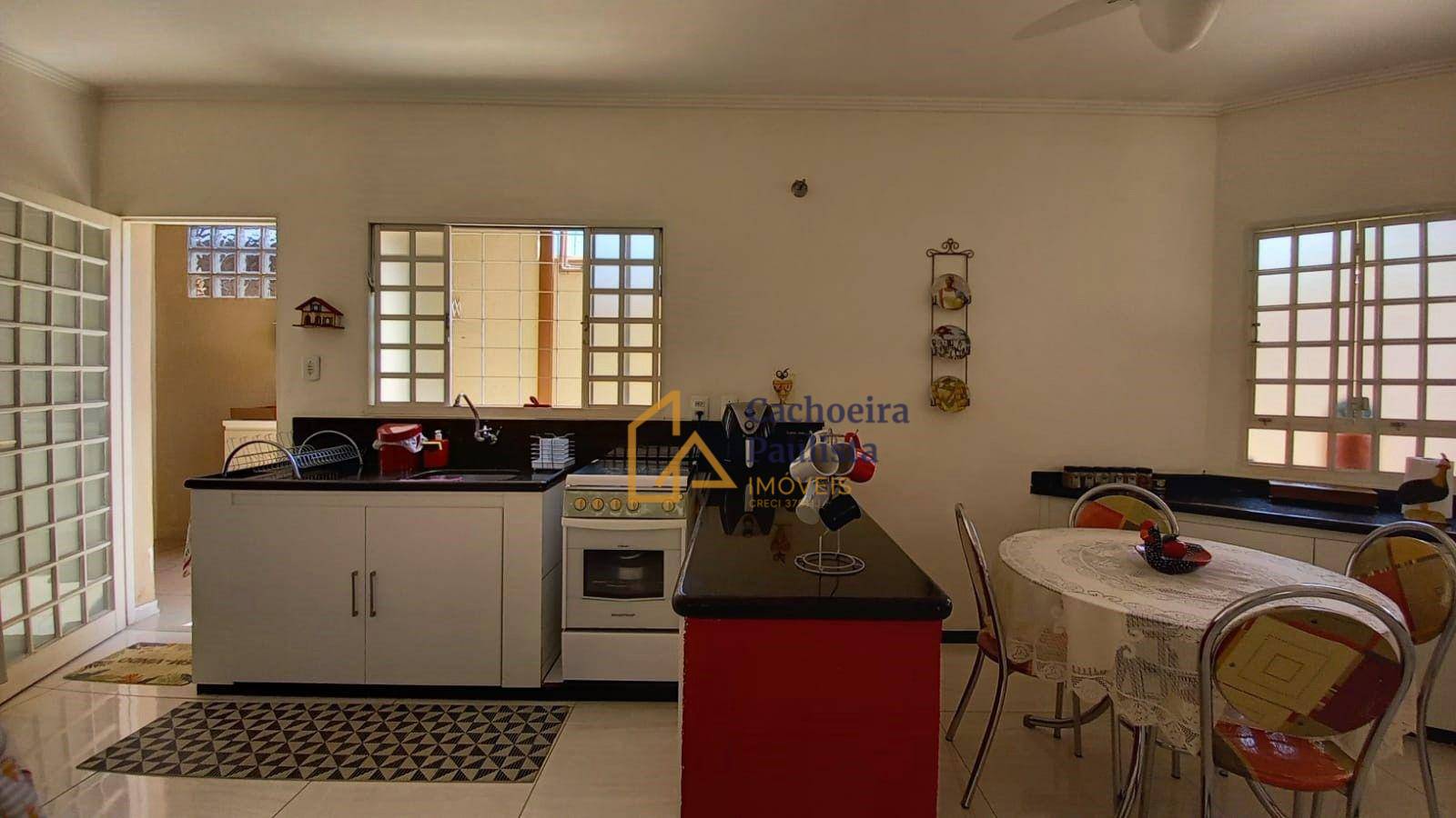 Casa à venda com 4 quartos, 234m² - Foto 18