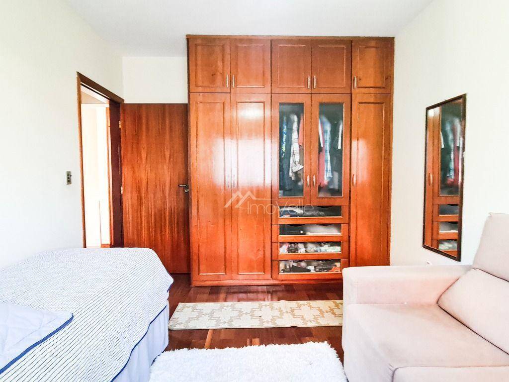 Casa de Condomínio à venda com 3 quartos, 200m² - Foto 28