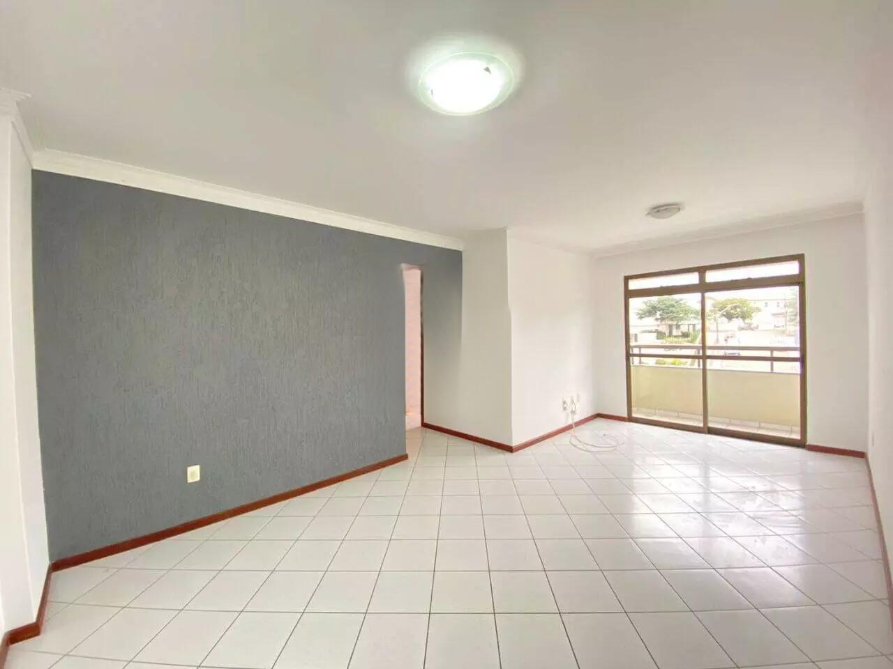 Apartamento à venda com 3 quartos, 85m² - Foto 1