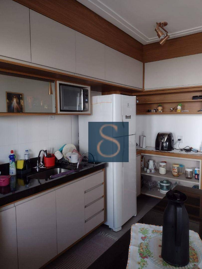 Apartamento à venda com 3 quartos, 70m² - Foto 7