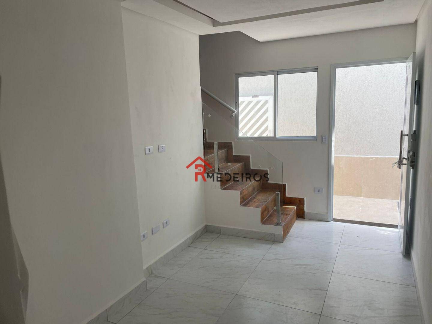 Casa à venda com 2 quartos, 80M2 - Foto 3