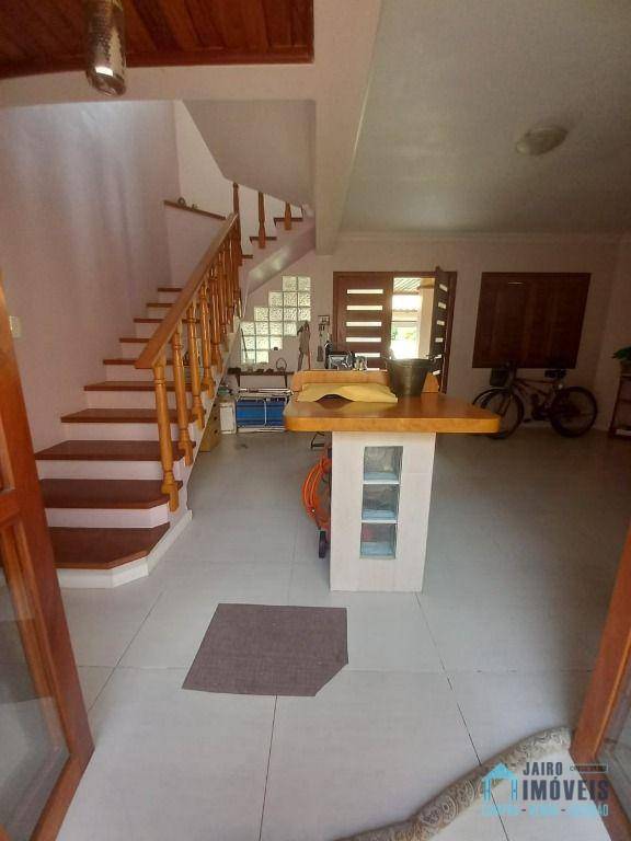 Casa à venda com 3 quartos, 200m² - Foto 21