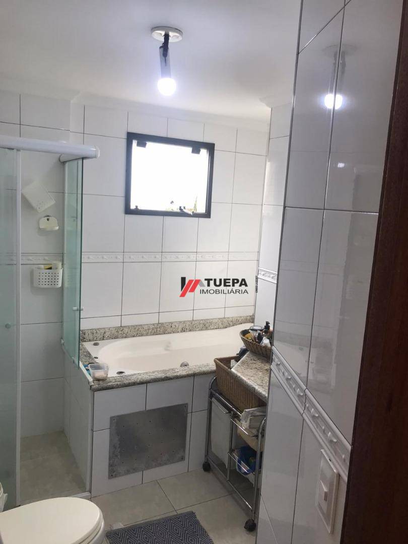 Apartamento à venda com 4 quartos, 210m² - Foto 24