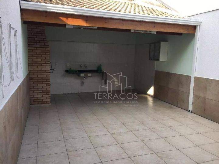 Casa à venda com 3 quartos, 201m² - Foto 7