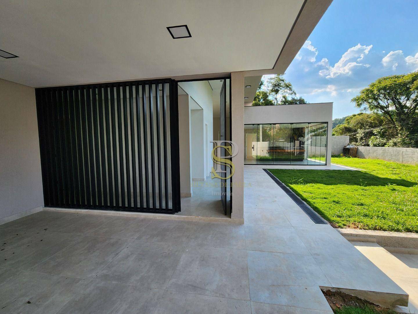 Casa à venda com 3 quartos, 210m² - Foto 7