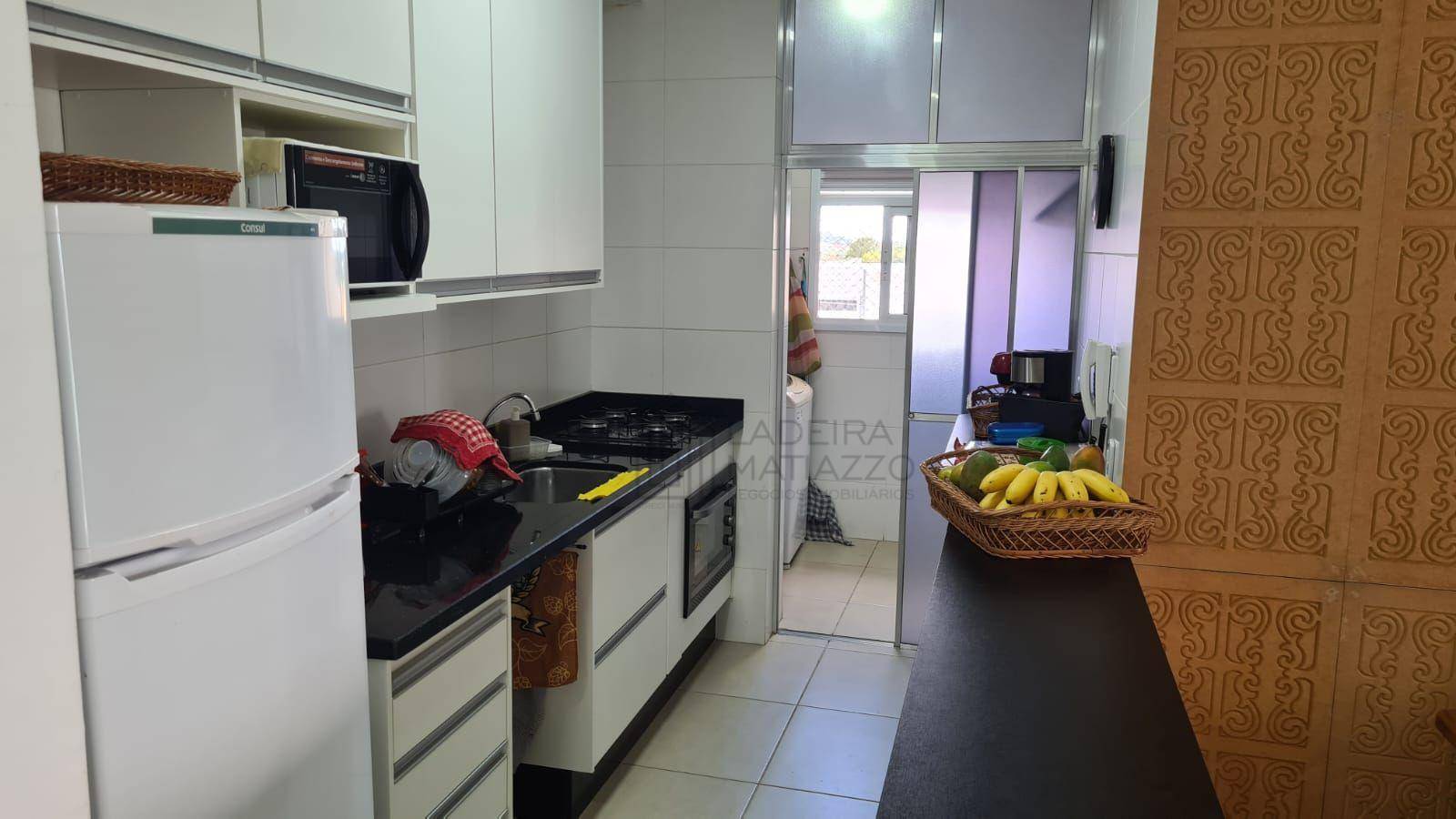 Apartamento à venda com 3 quartos, 77m² - Foto 4