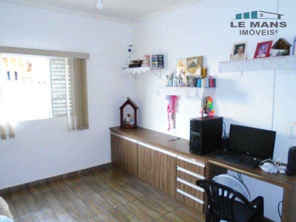 Casa à venda com 3 quartos, 148m² - Foto 24