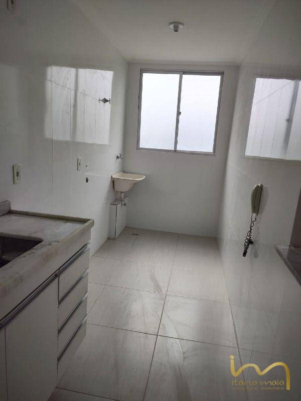 Apartamento à venda com 2 quartos, 50m² - Foto 9