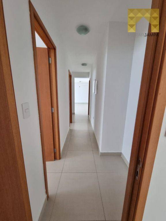 Apartamento à venda com 3 quartos, 135m² - Foto 21