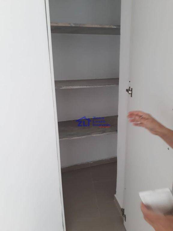 Apartamento para alugar com 1 quarto, 60m² - Foto 4