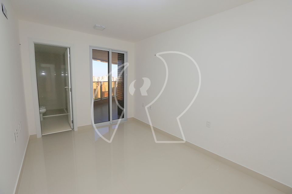 Apartamento à venda com 4 quartos, 231m² - Foto 6