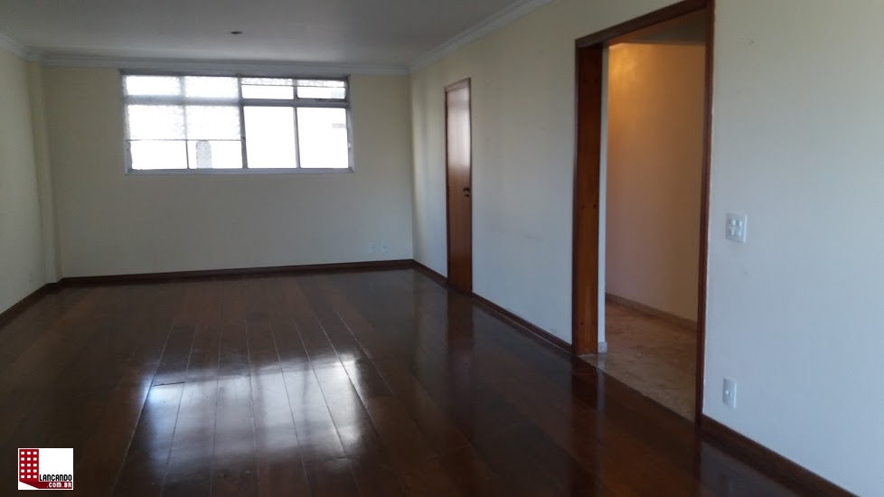 Apartamento à venda com 3 quartos, 240m² - Foto 19