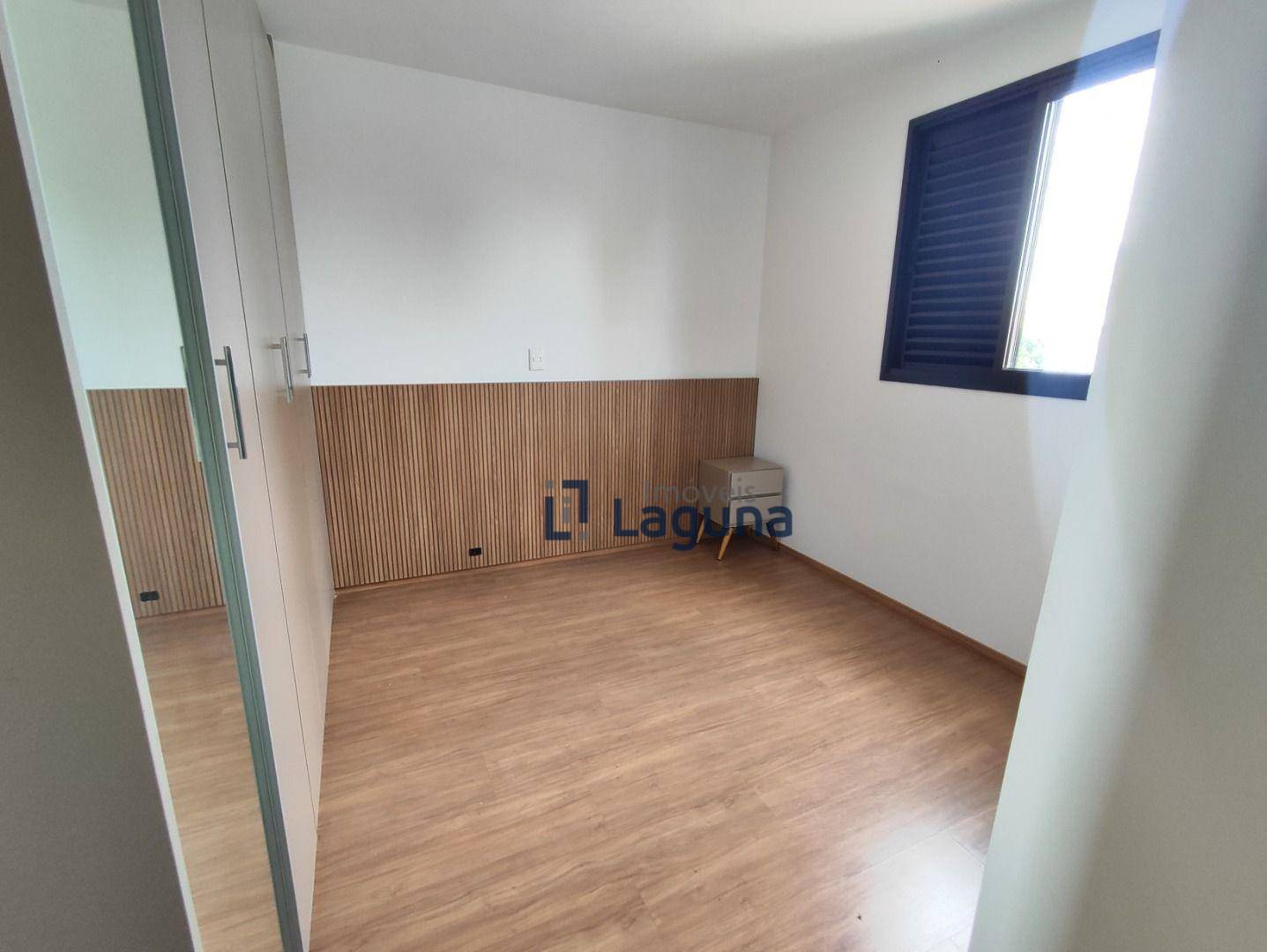 Apartamento para alugar com 3 quartos, 101m² - Foto 33