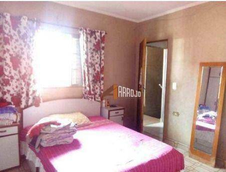 Sobrado à venda com 2 quartos, 110m² - Foto 2