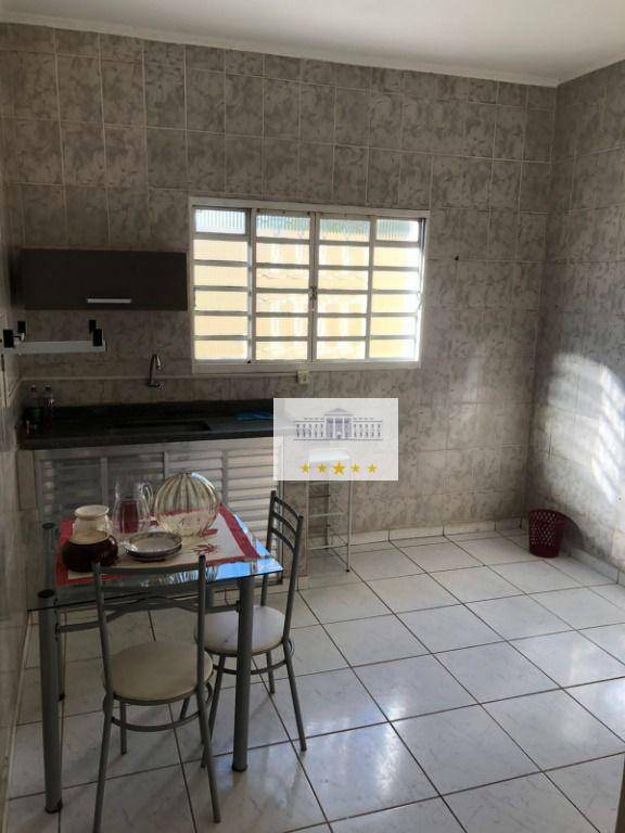 Casa à venda com 3 quartos, 15294m² - Foto 13