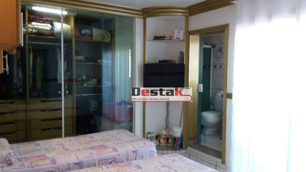 Sobrado à venda com 3 quartos, 300m² - Foto 8