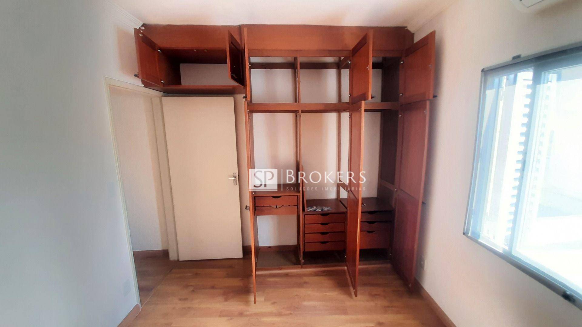 Apartamento à venda com 2 quartos, 70m² - Foto 37