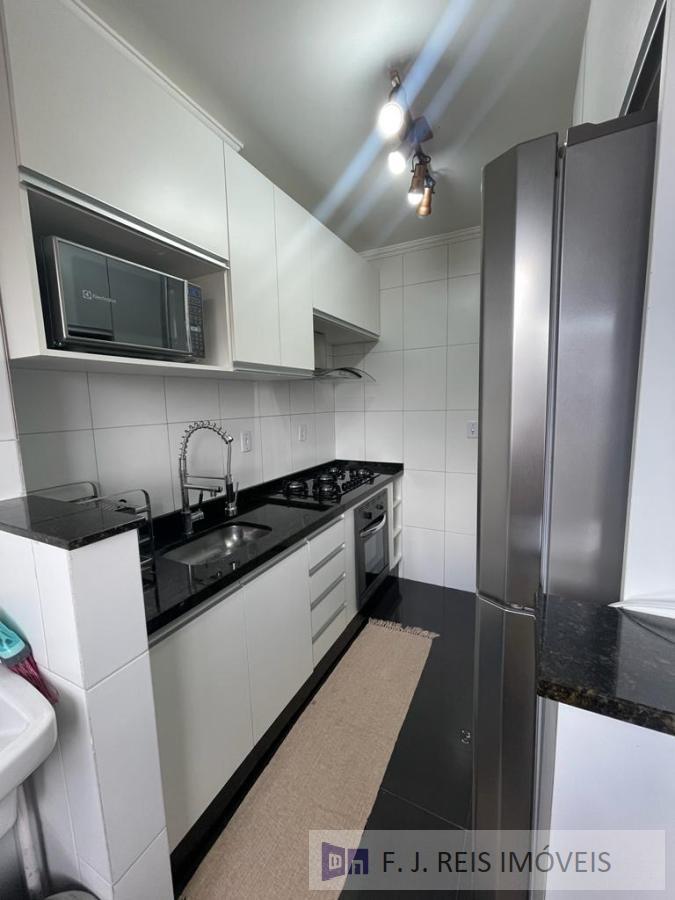 Apartamento à venda com 3 quartos, 69m² - Foto 14